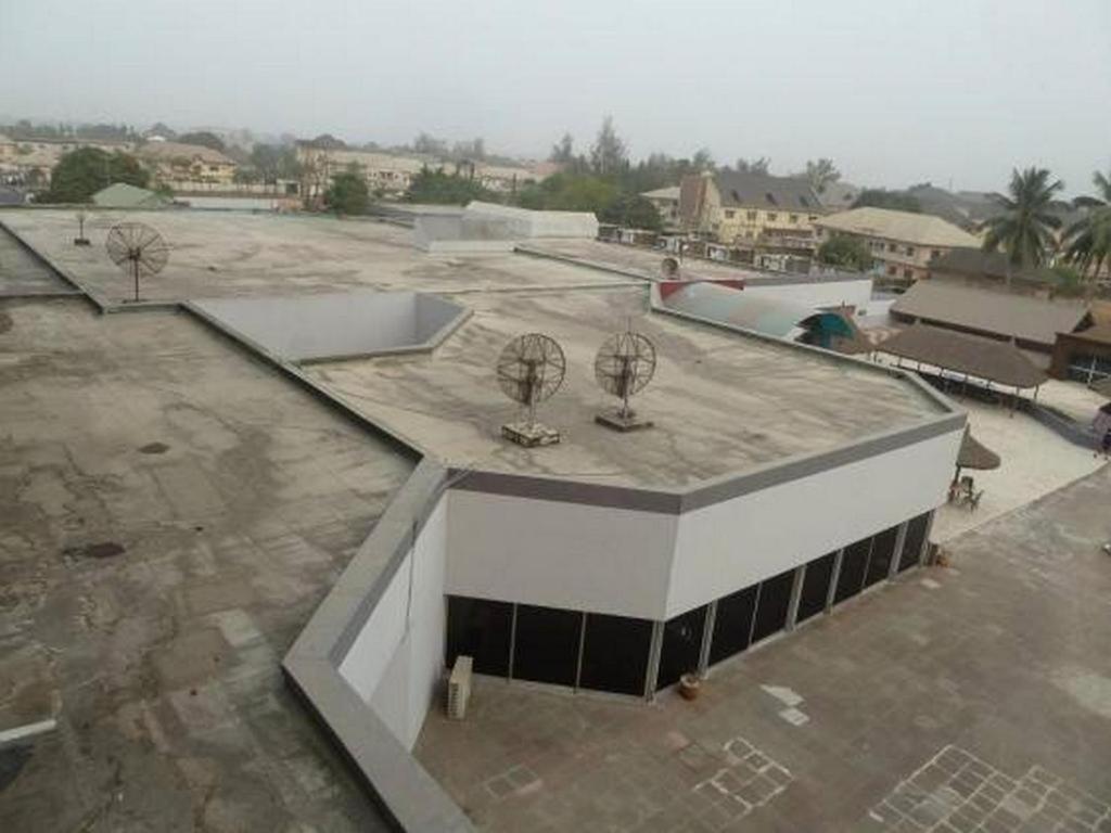 Imo Concorde Hotel Owerri Exteriör bild