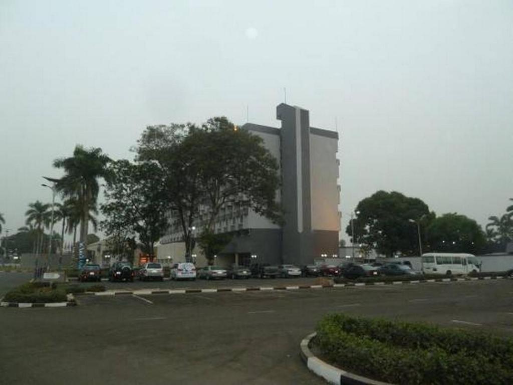 Imo Concorde Hotel Owerri Exteriör bild
