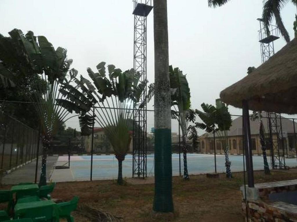 Imo Concorde Hotel Owerri Exteriör bild